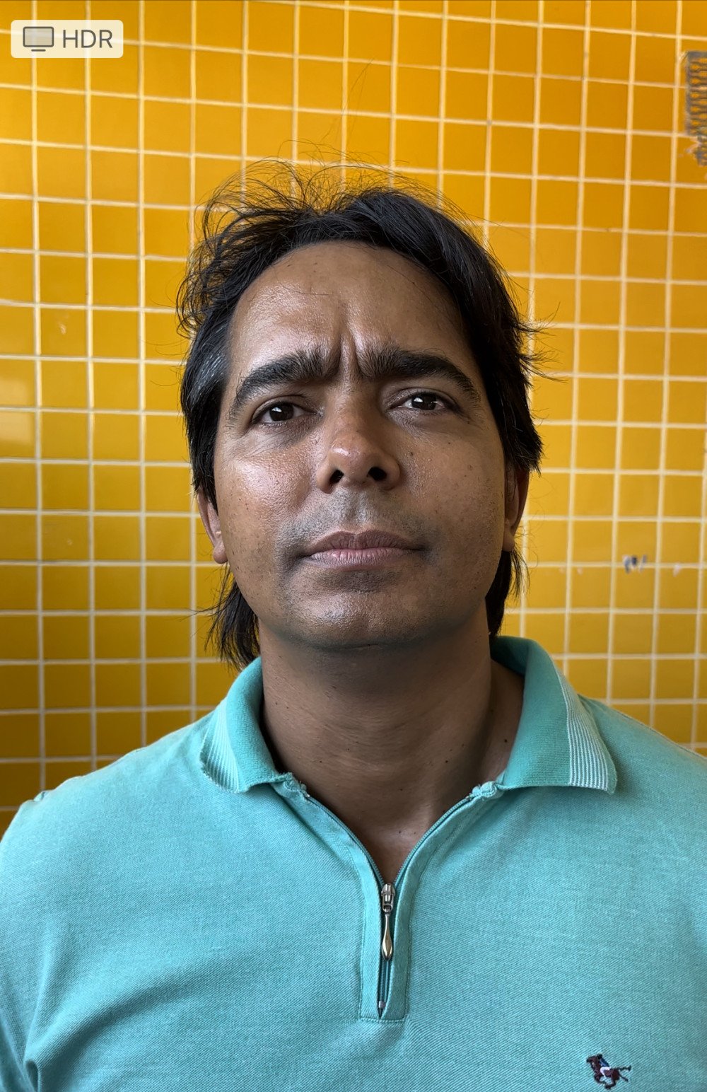 Na entrega dos tablets para os alunos da sede, Prefeito de Candeias fala sobre feitos de seu governo na Educação.