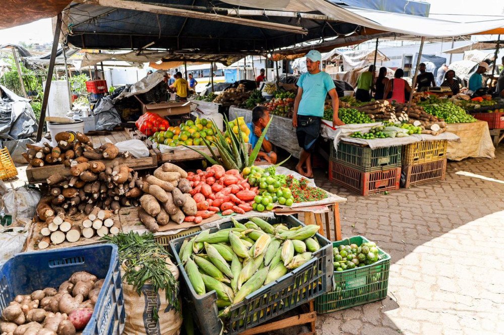 Candeias: Feirantes que ficarem impossibilitados de trabalhar durante reforma do Centro de Abastecimento receberão auxílio de R$ 1.500,00