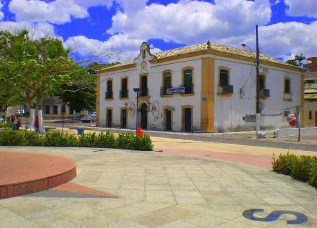 Servidores públicos instauram estado de greve em São Francisco do Conde