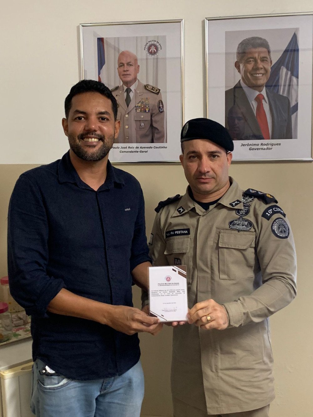 Ex-secretário é homenageado pelo Comando da 10ª CIPM por serviços prestados à frente da SMTT