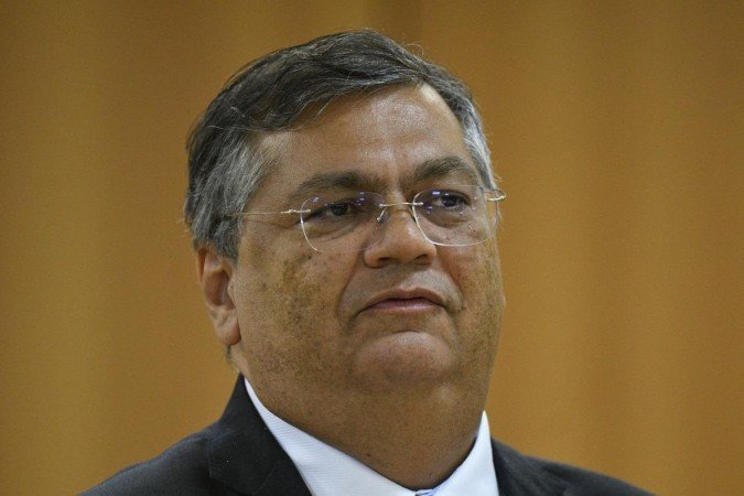 Flávio Dino nega ter recebido a 