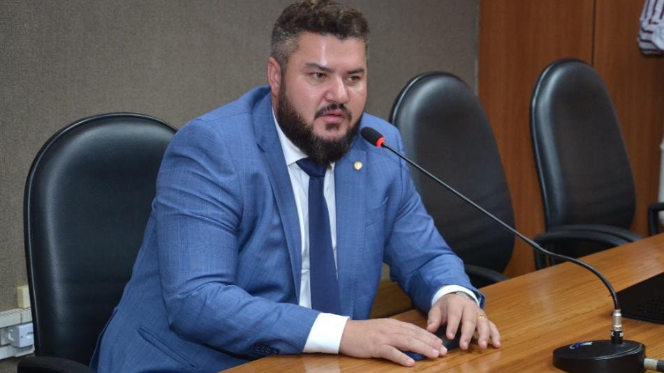 Deputado do PT encaminha PL a ALBA para que autistas e acompanhantes tenham direito a meia-entrada na Bahia