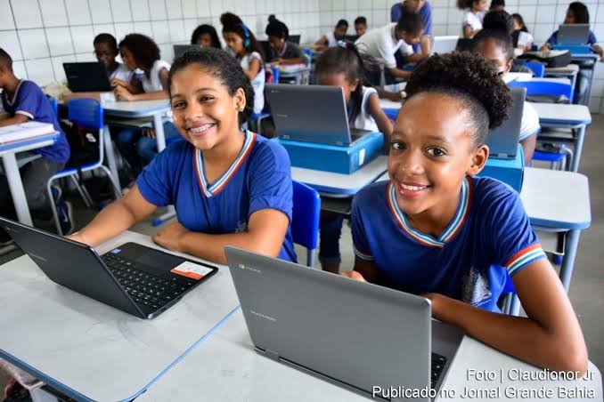 Câmara dos Deputados aprova projeto de lei que cria o programa “Poupança Ensino Médio”