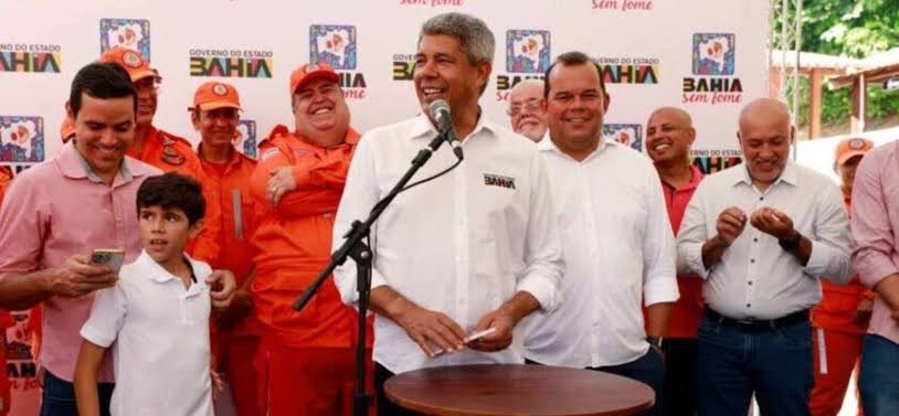 Candeias: Governador Jerônimo Rodrigues entrega, nesta terça (9), veículo para apoio à rede socioassistencial no município e outras 17 cidades.