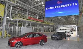 BYD COMEÇA A CONSTRUIR A FÁBRICA NO 1º TRIMESTRE, VAI GERAR 5 MIL EMPREGOS E PRODUZIR PEÇAS E INSUMOS DENTRO DO COMPLEXO