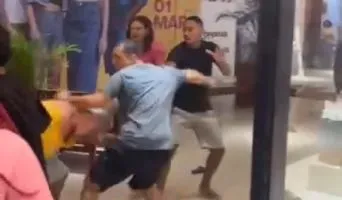 Clientes trocam soco dentro de shopping de Salvador: 