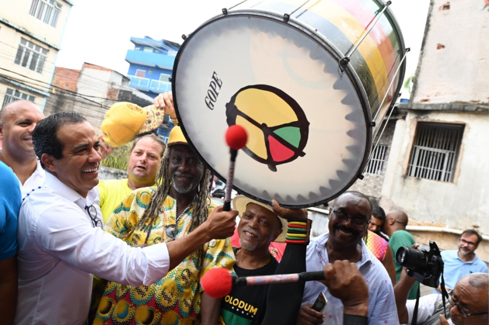 Prefeito anuncia 'Salvador, capital afro' como tema do Carnaval 2024