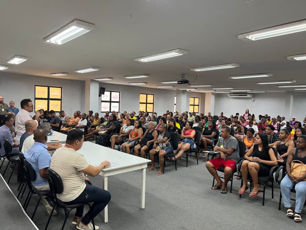 Em reunião geral, prefeito Dailton Filho anuncia adiamento do Madre Verão