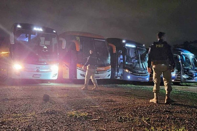 PF faz buscas contra homem que financiou ônibus no 8 de janeiro