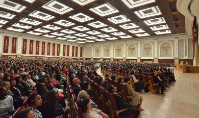 Censo 2022: Brasil tem mais igrejas e templos do que escolas e hospitais somados; veja ranking de estados 'mais religiosos'